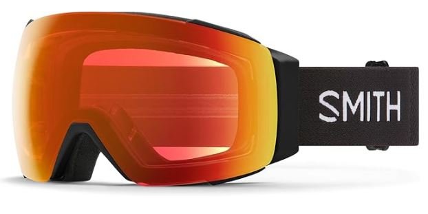 What are the Top Smart Goggles for Skiing - Smith I/O Mag Smart Goggles
